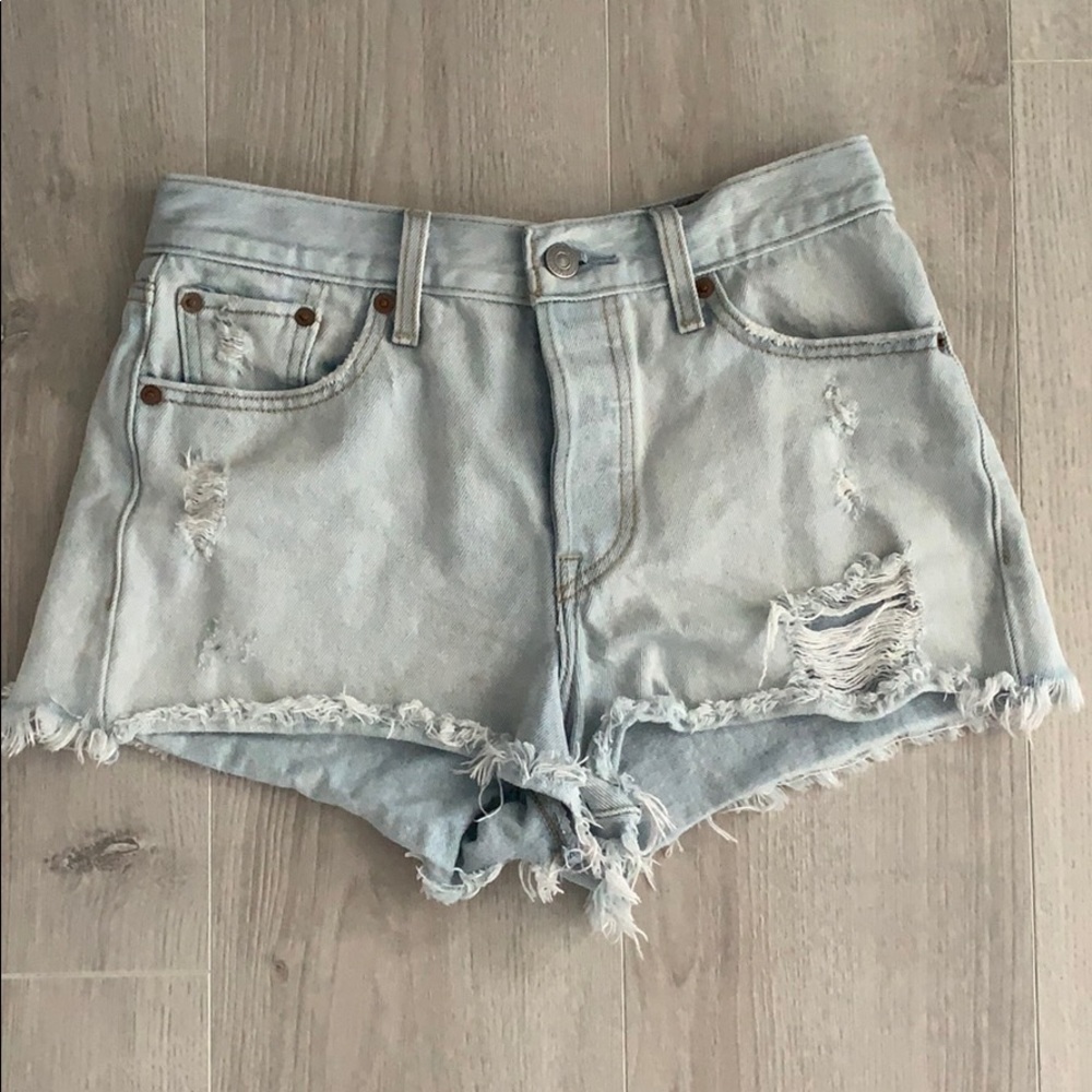 Levi’s jean shorts